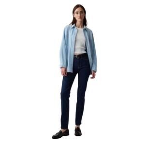Gap Women’s vintage slim high rise dark rinse jeans, Size 28/6R